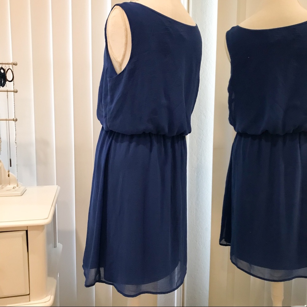 Blue Chiffon Ruffled Sleeveless Cinch Waist Dress - Picture 3 of 10
